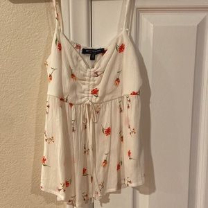 Floral flowy top!